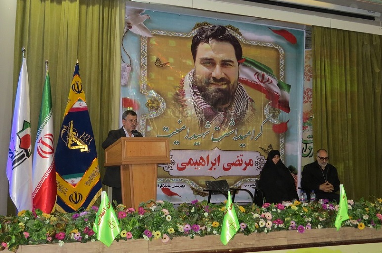 برگزاری یادواره شهید مرتضی ابراهیمی شهید مدافع امنیت در دبیرستان ماندگار البرز