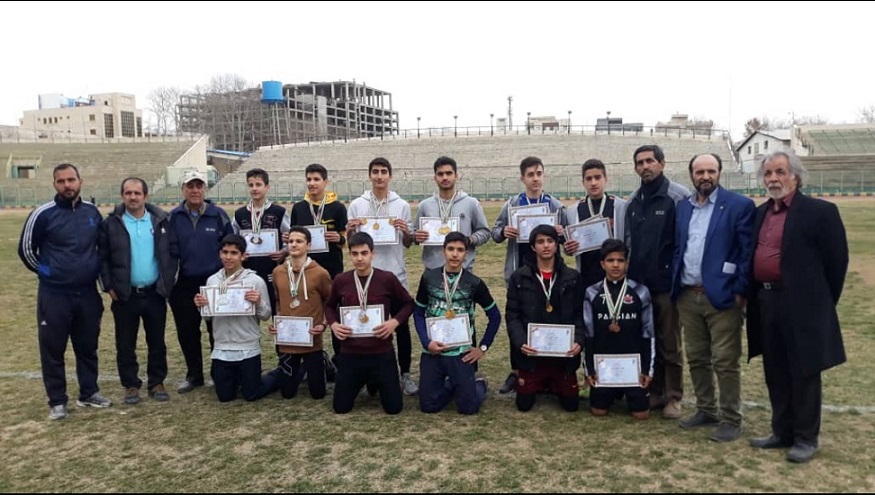 تیم دو و میدانی دبیرستان ماندگار البرز (دوره اول) با قاطعیت قهرمان مسابقات منطقه شش تهران شد.